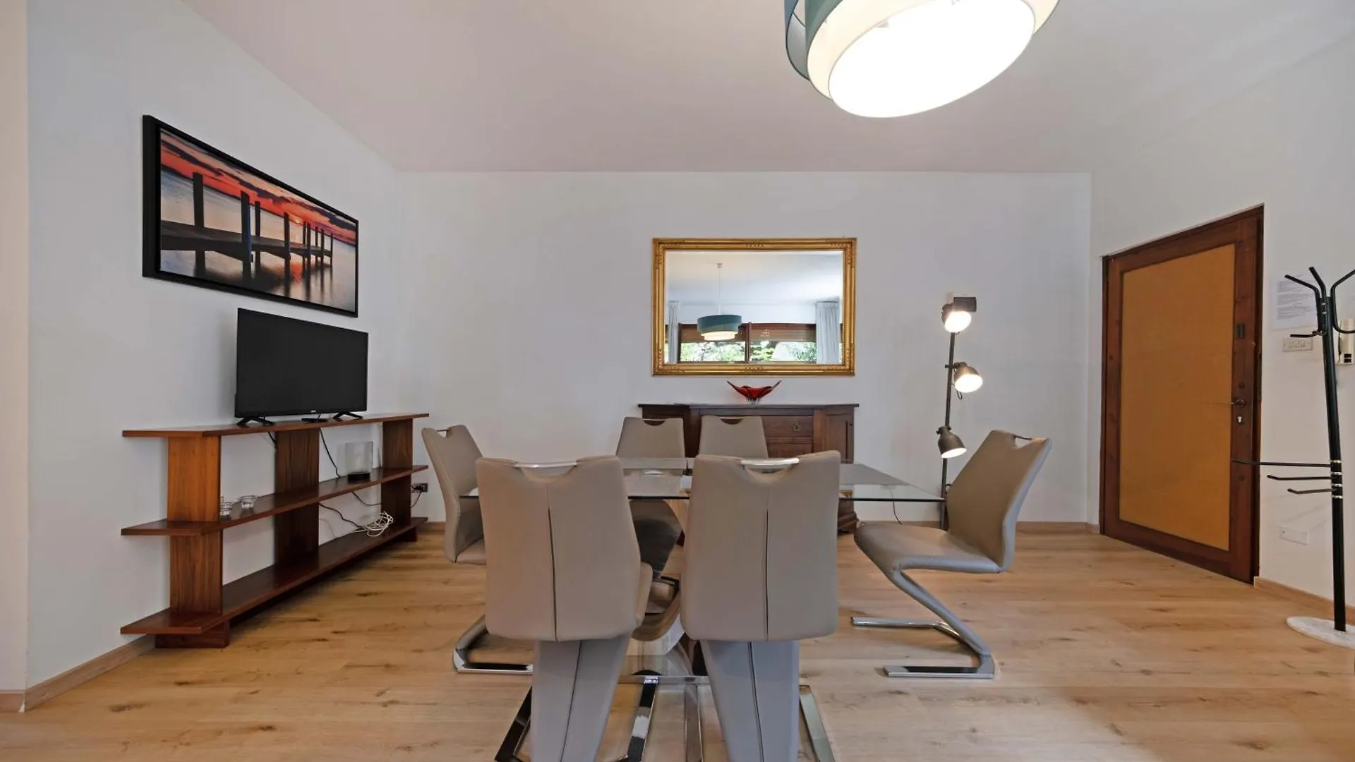 Darina Tolles Appartement Mit Terrasse, Garten Lazise 0*,  İtalya
