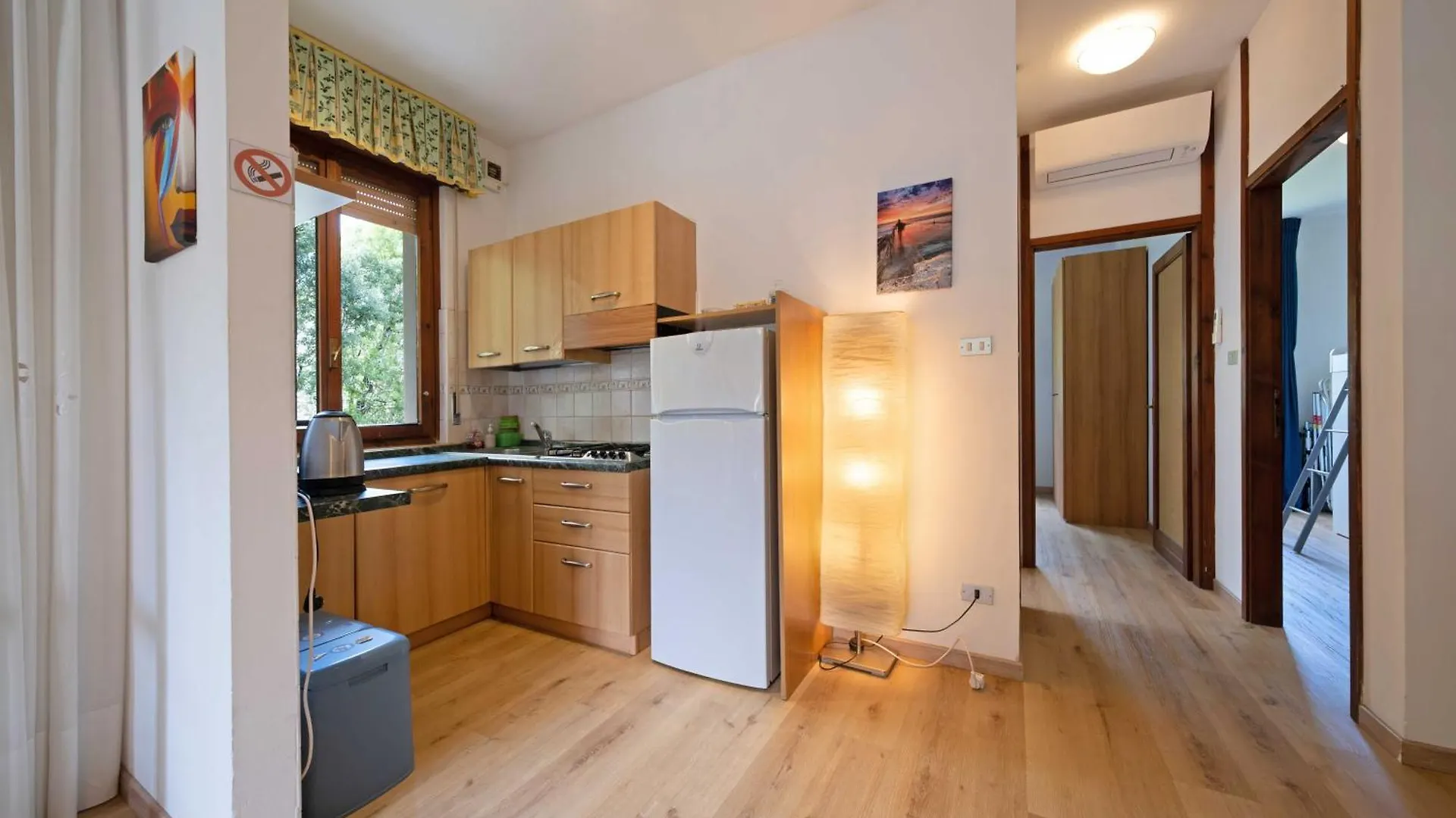 Daire Darina Tolles Appartement Mit Terrasse, Garten Lazise İtalya
