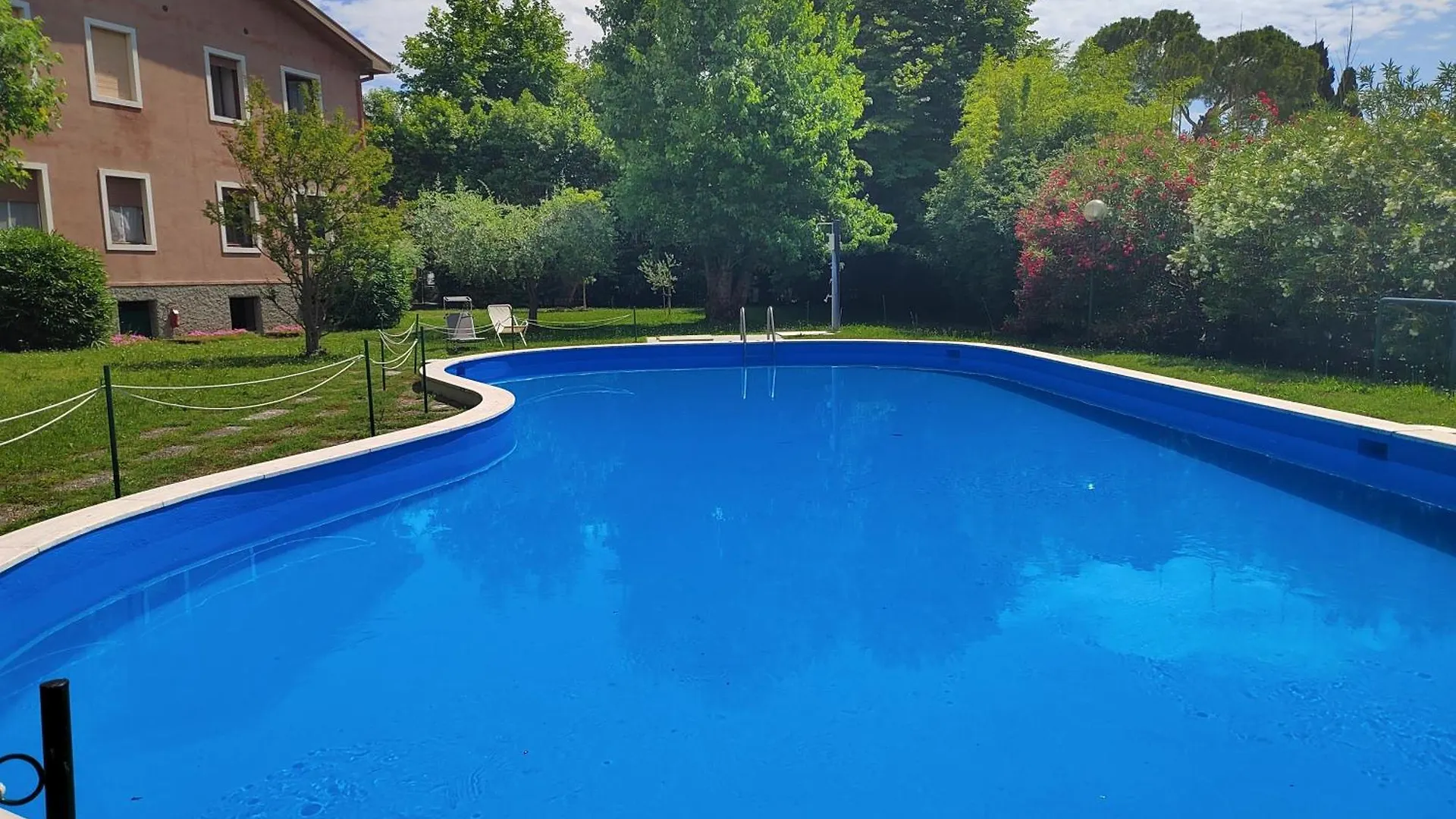Darina Tolles Appartement Mit Terrasse, Garten Lazise